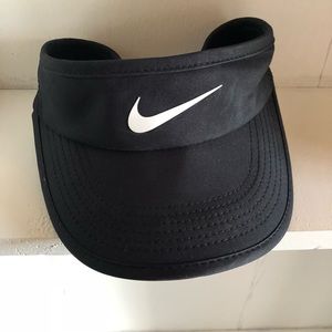 Nike visor